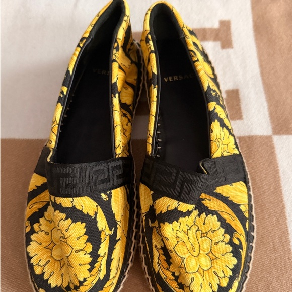 Versace Baroque Canvas Espadrilles – Women’s Size EU 36 (US 6)
